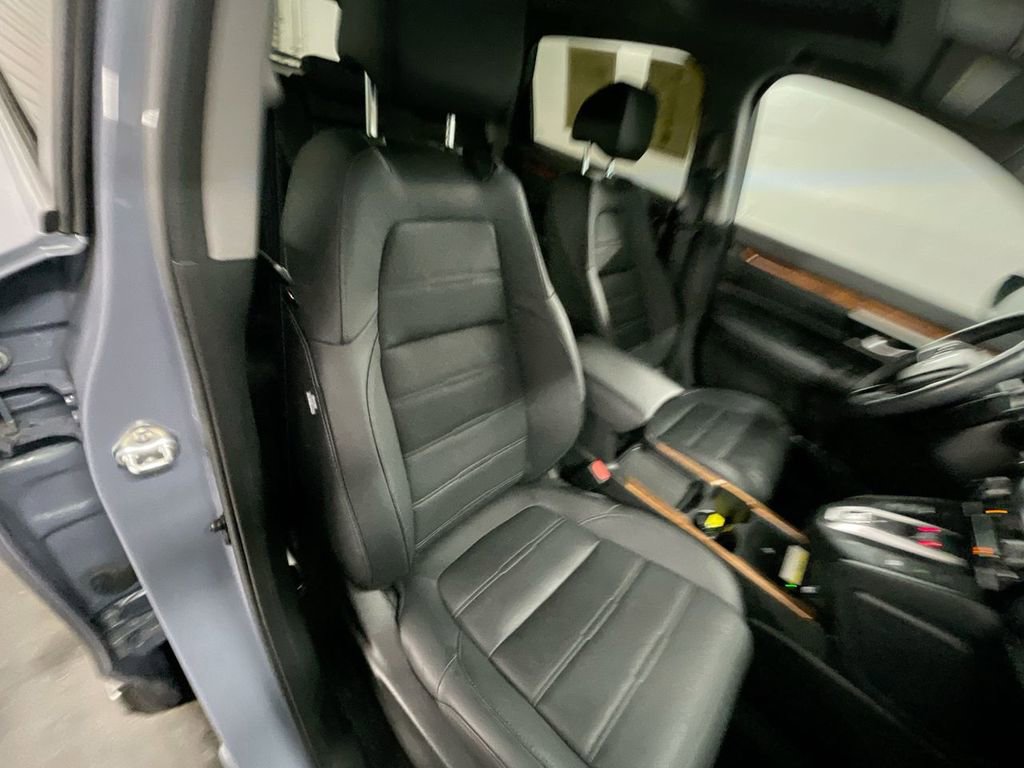 Used 2022 Honda CR-V Touring image 28