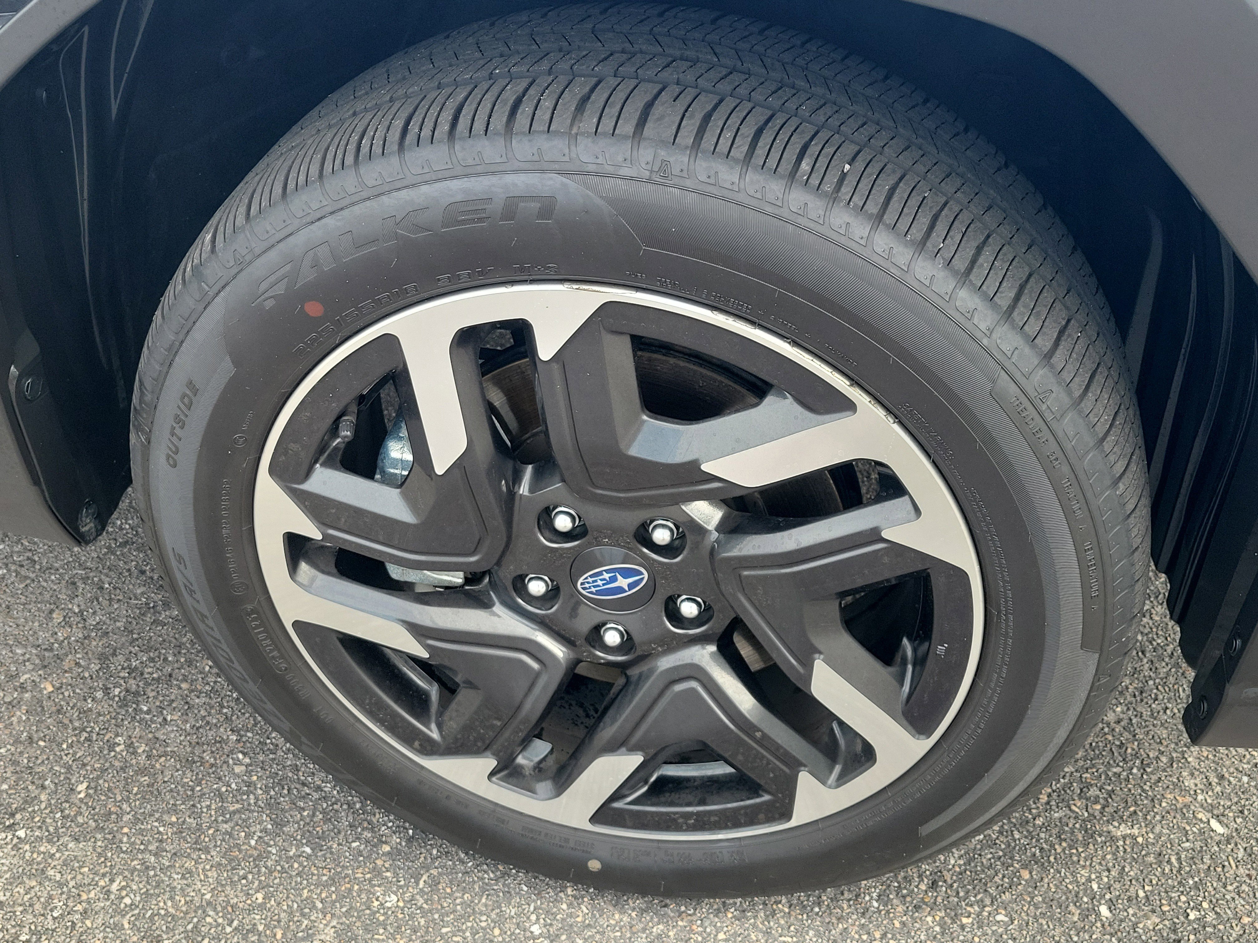 Certified 2025 Subaru Forester Limited AWD/4WD image 8