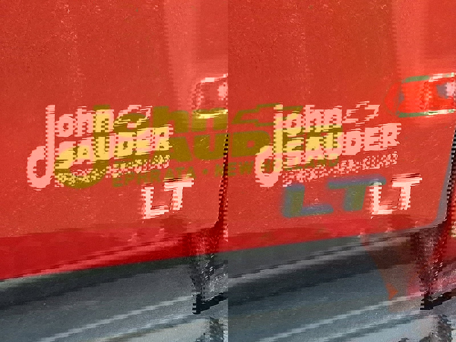 Used 2023 Chevrolet Colorado LT w/ LT Convenience Package image 32