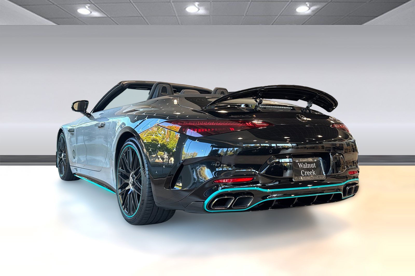 Certified 2024 Mercedes-Benz SL 63 AMG 4MATIC image 2