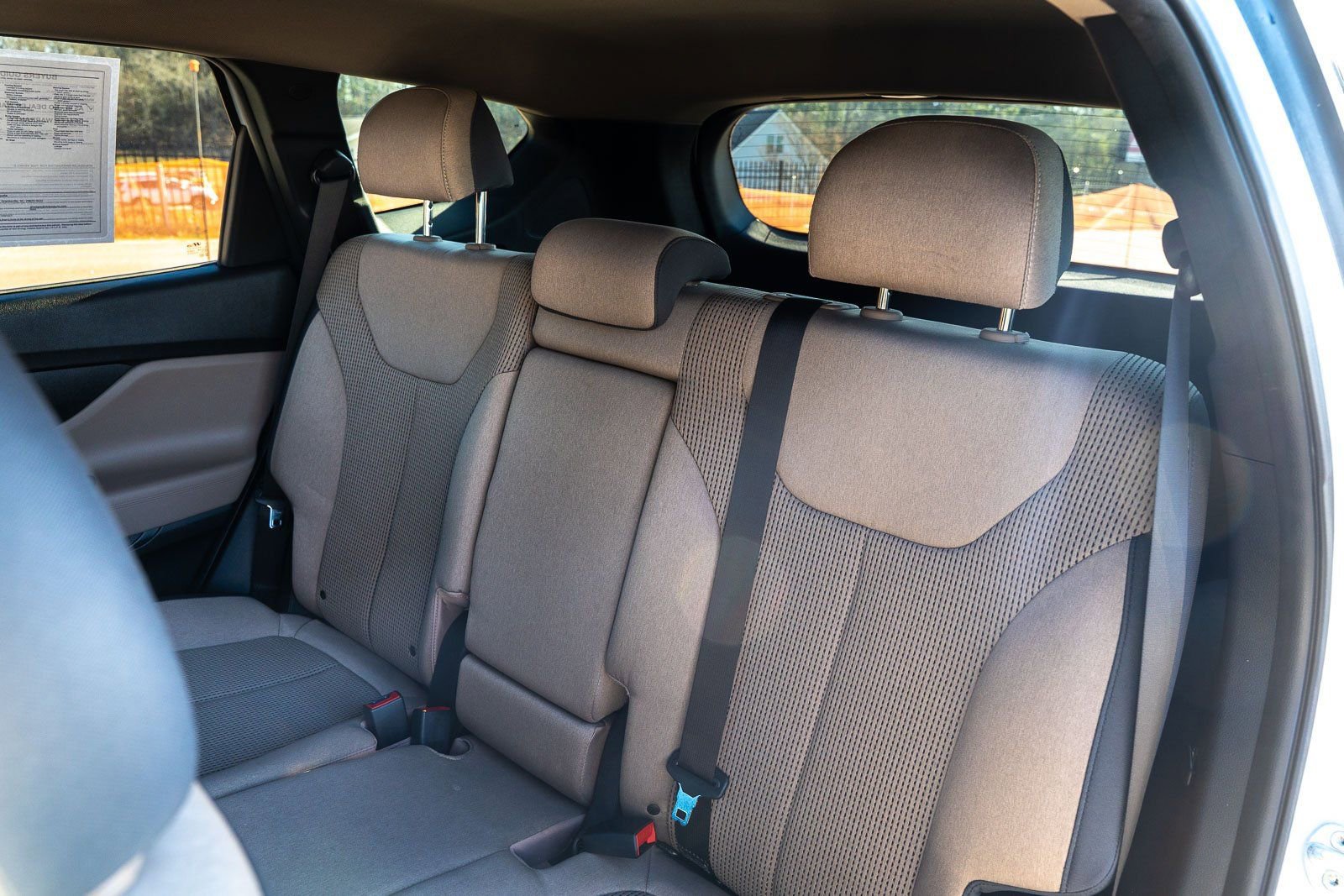 Used 2022 Hyundai Santa Fe SEL FWD image 18