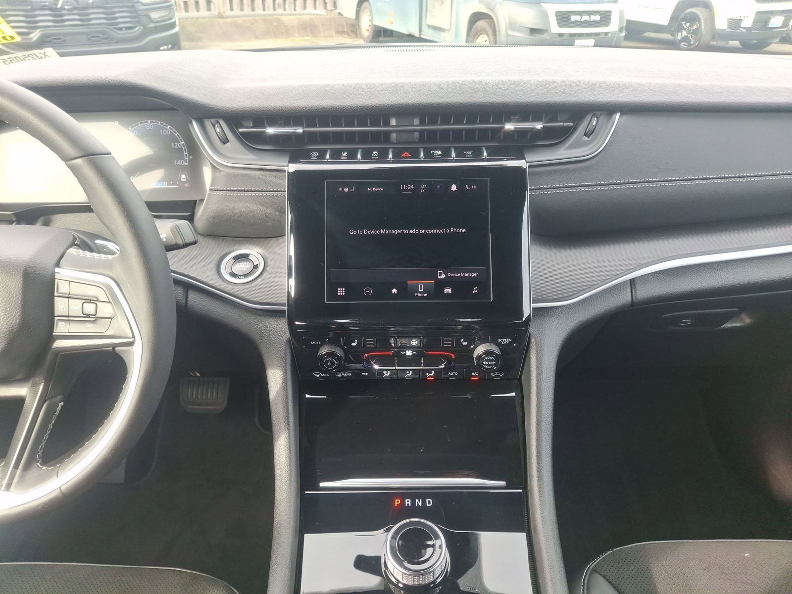 Used 2025 Jeep Grand Cherokee L Altitude image 11