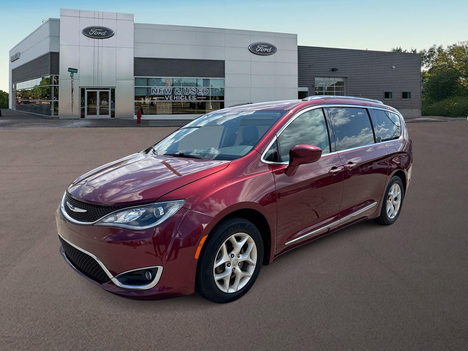 Used 2018 Chrysler Pacifica Touring-L Plus w/ Tire & Wheel Group image 5