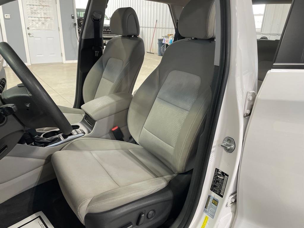 Used 2016 Hyundai Tucson SE w/ Option Group 02 image 10