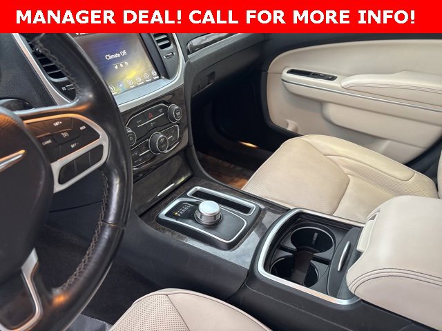 Used 2019 Chrysler 300 Limited image 17