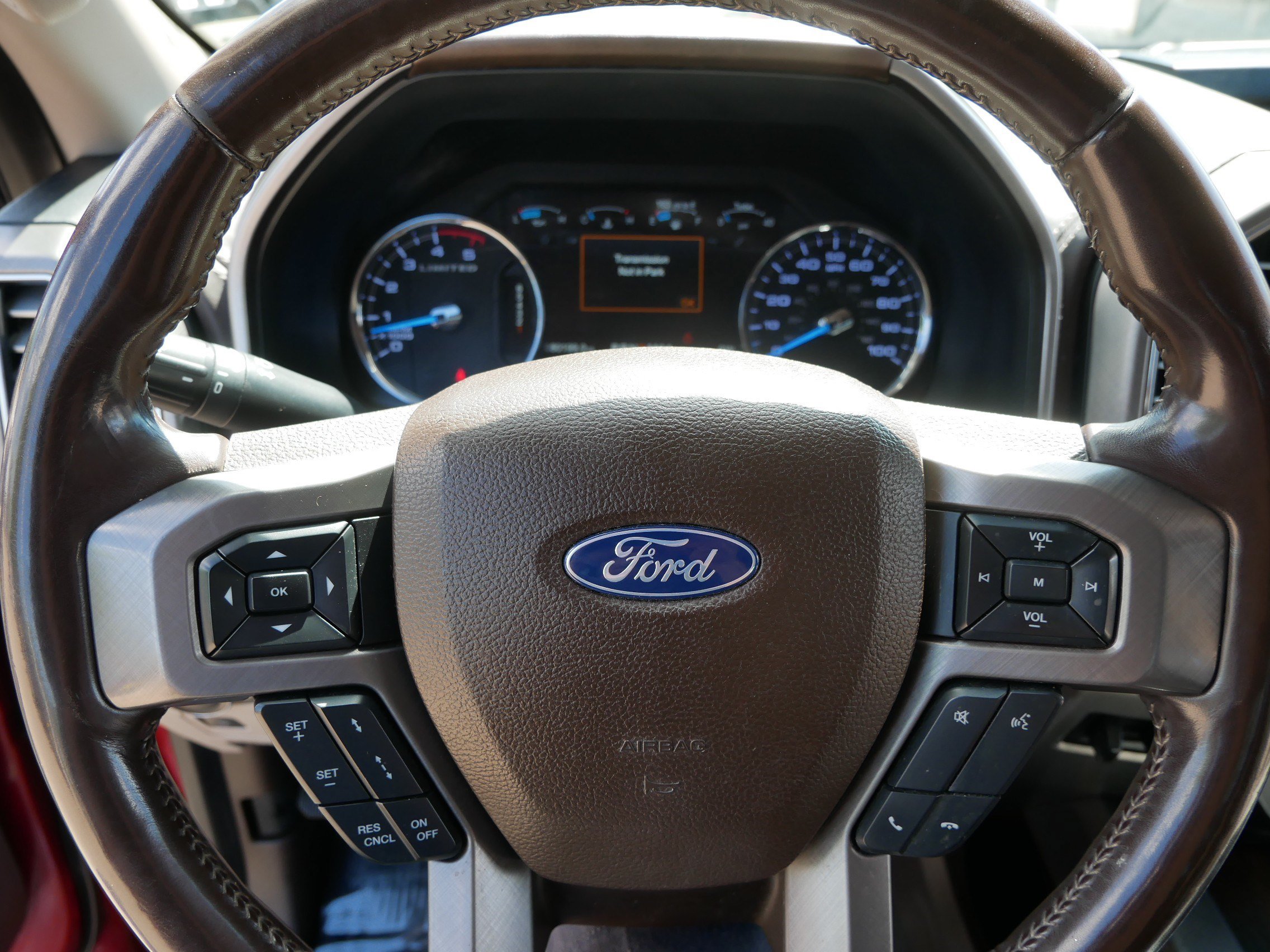 Used 2019 Ford F350 Limited w/ FX4 Off-Road Package AWD/4WD image 25