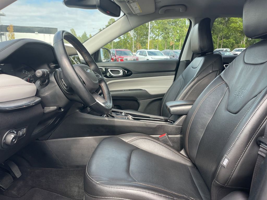 Used 2022 Jeep Compass Limited image 9