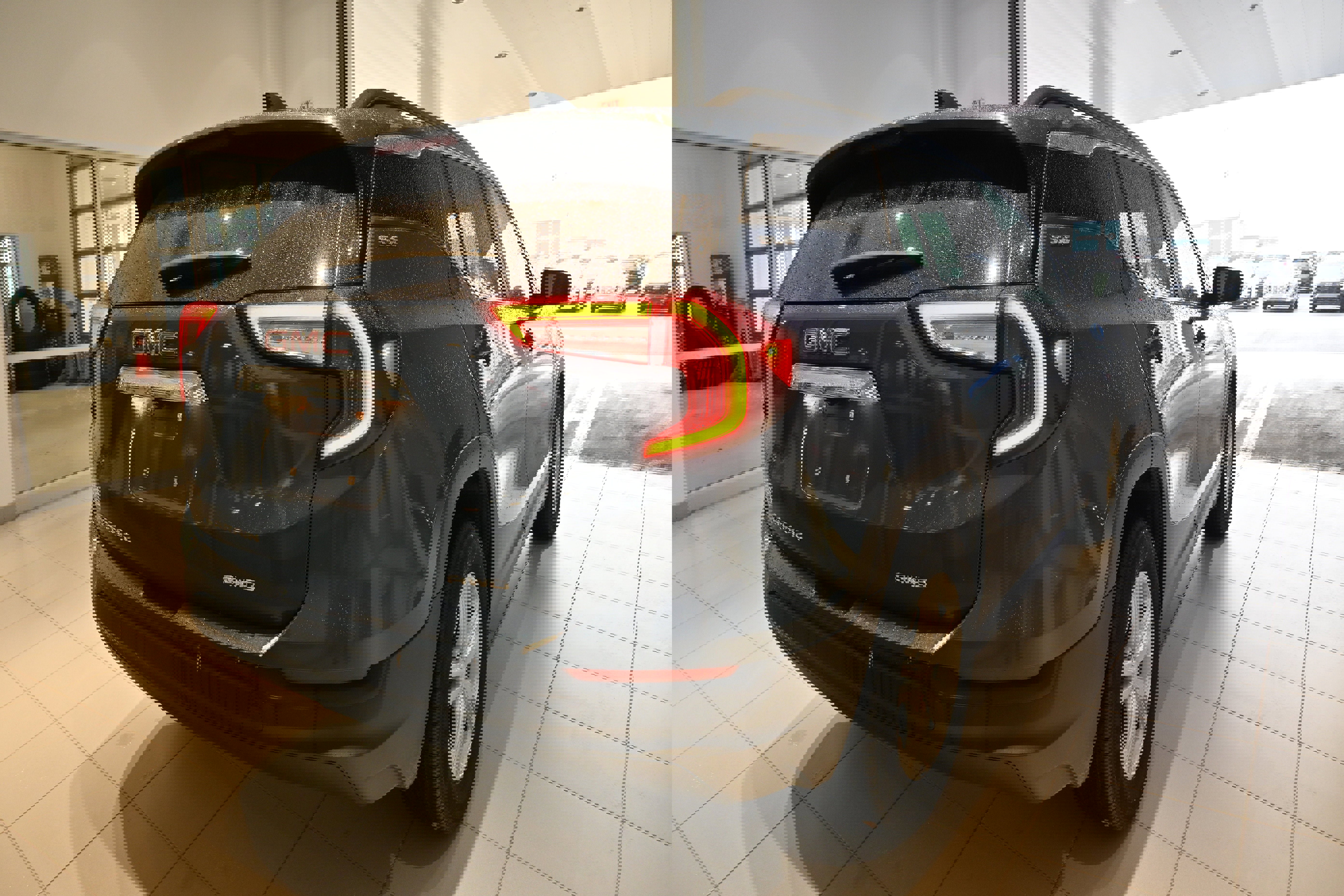 Used 2024 GMC Terrain SLE w/ Driver Convenience Package image 8