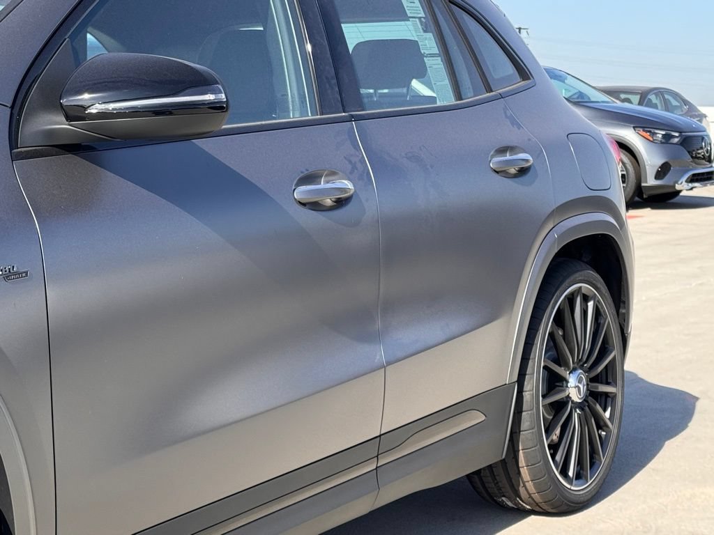 Used 2025 Mercedes-Benz GLA 35 AMG 4MATIC image 9