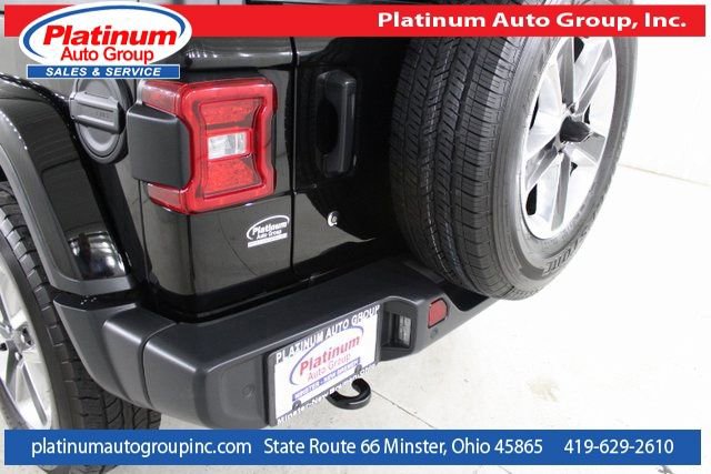 Used 2019 Jeep Wrangler Unlimited Sahara w/ Safety Group AWD/4WD image 42