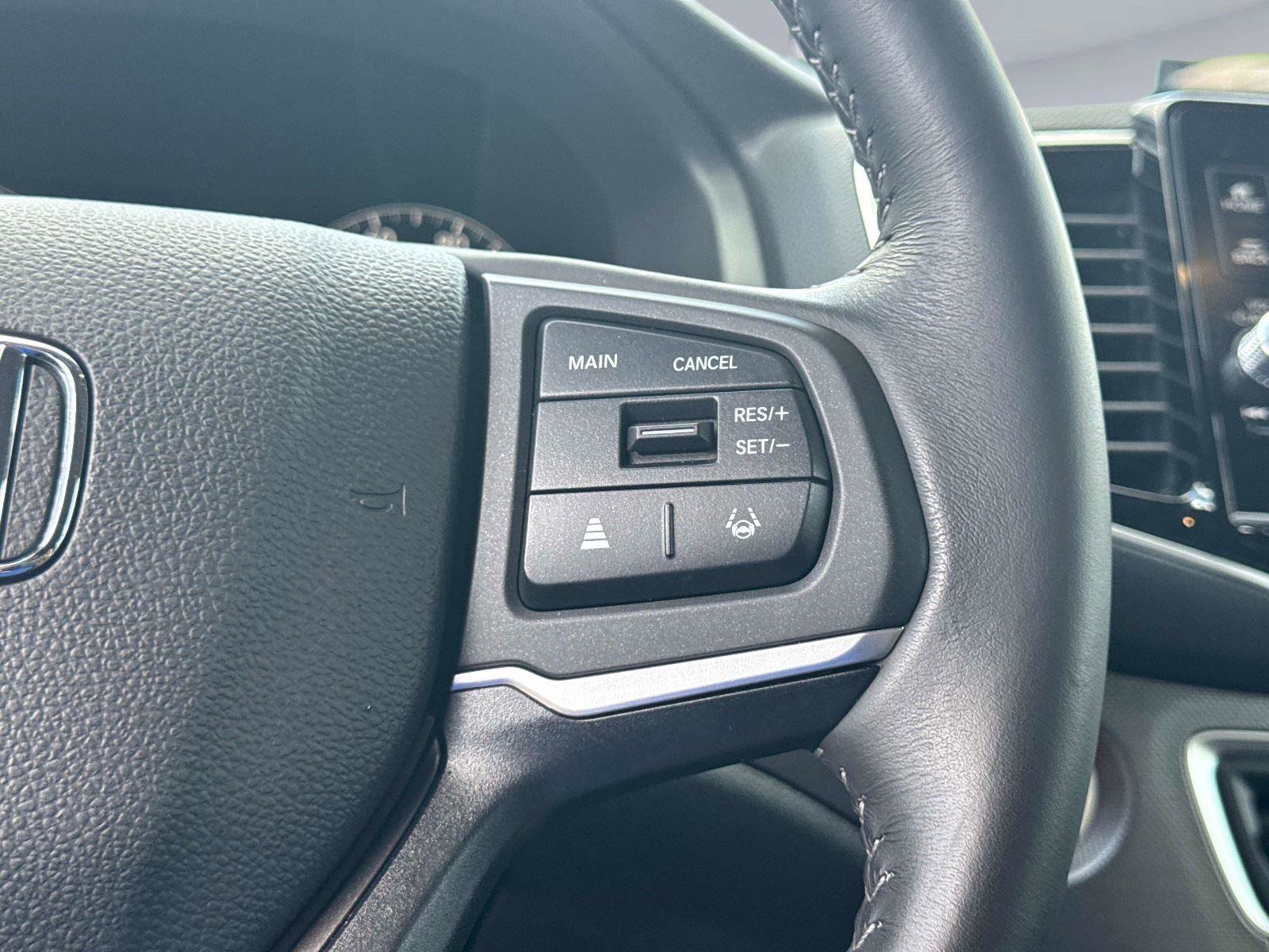 Certified 2025 Honda Ridgeline RTL image 28