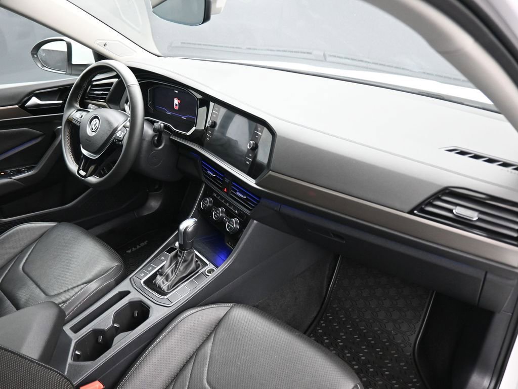 Used 2021 Volkswagen Jetta SEL Premium image 43