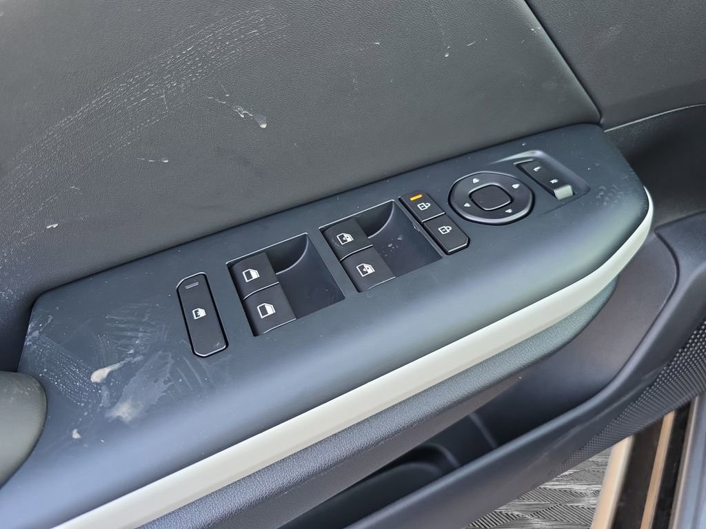 New 2025 Kia K4 GT-Line image 25