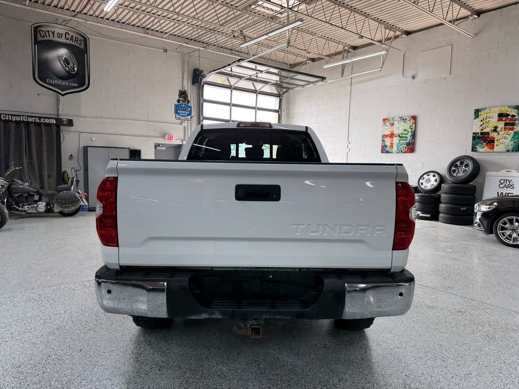 Used 2018 Toyota Tundra SR5 AWD/4WD image 4
