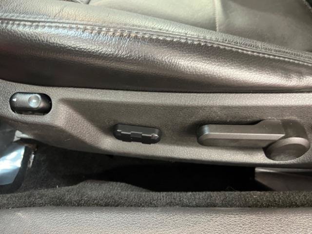 Used 2005 Ford Mustang Premium RWD image 10
