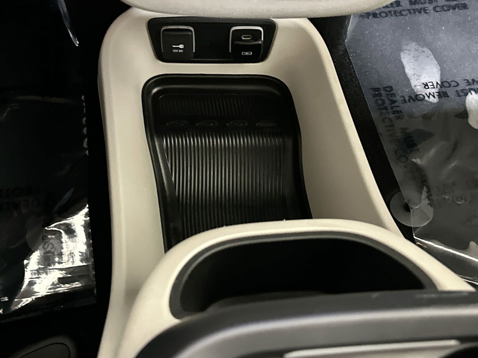 Used 2021 Chrysler Pacifica Touring-L image 29