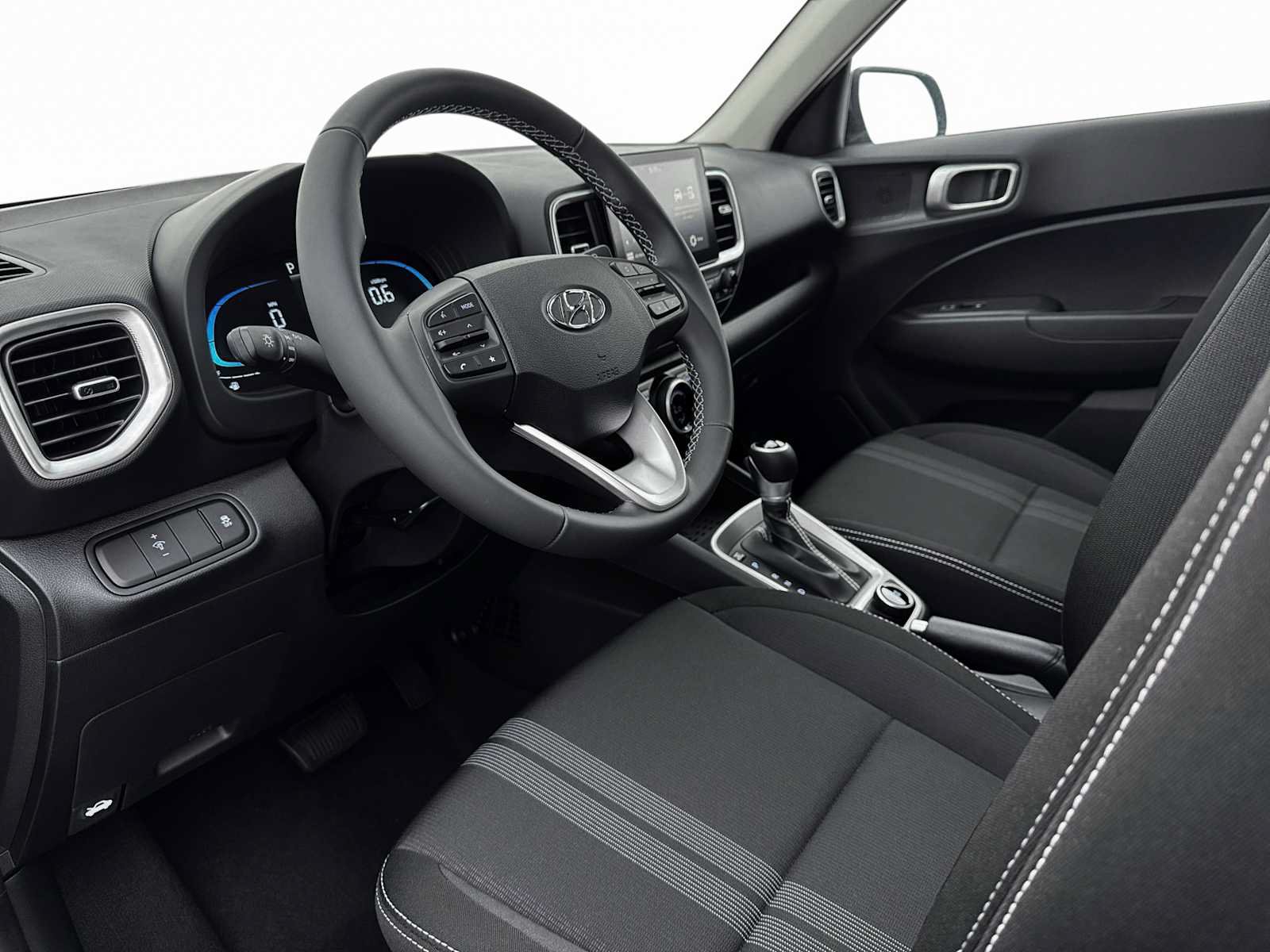 New 2026 Hyundai Venue SEL FWD image 14