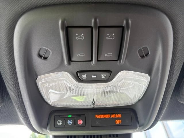 New 2026 GMC Canyon AT4 w/ Technology Plus Package AWD/4WD image 27