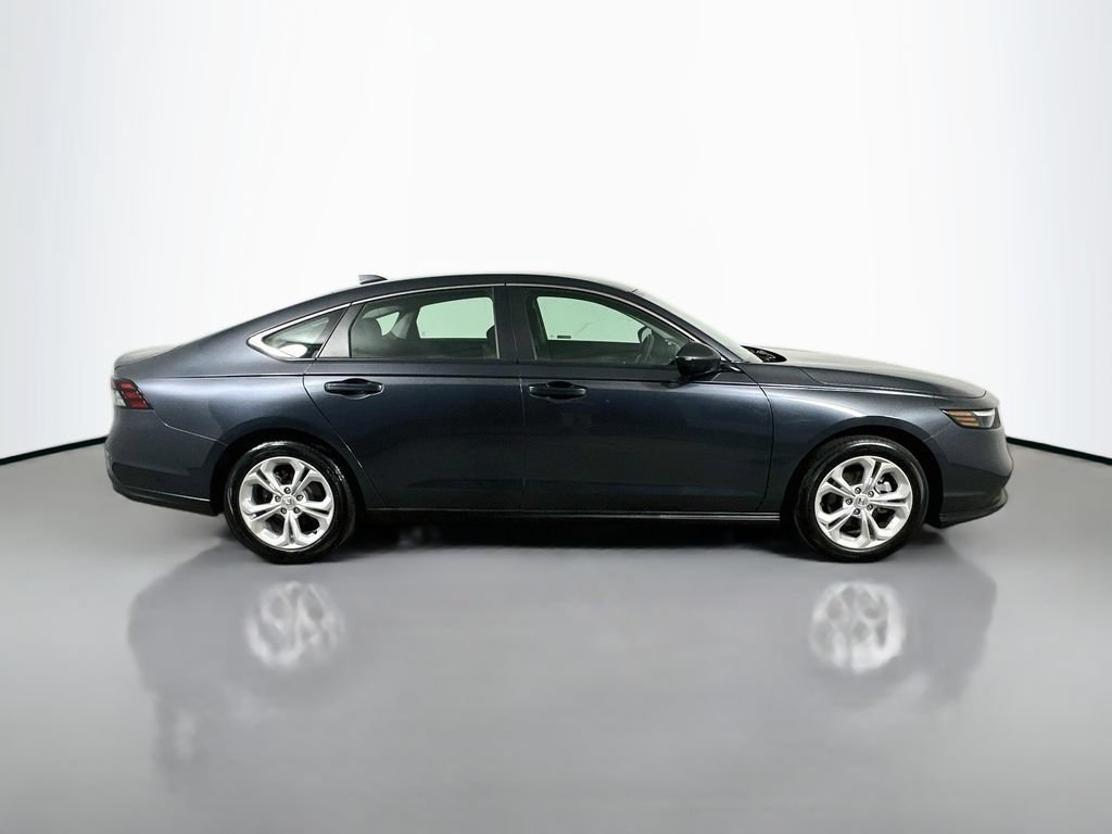 Used 2025 Honda Accord LX image 7