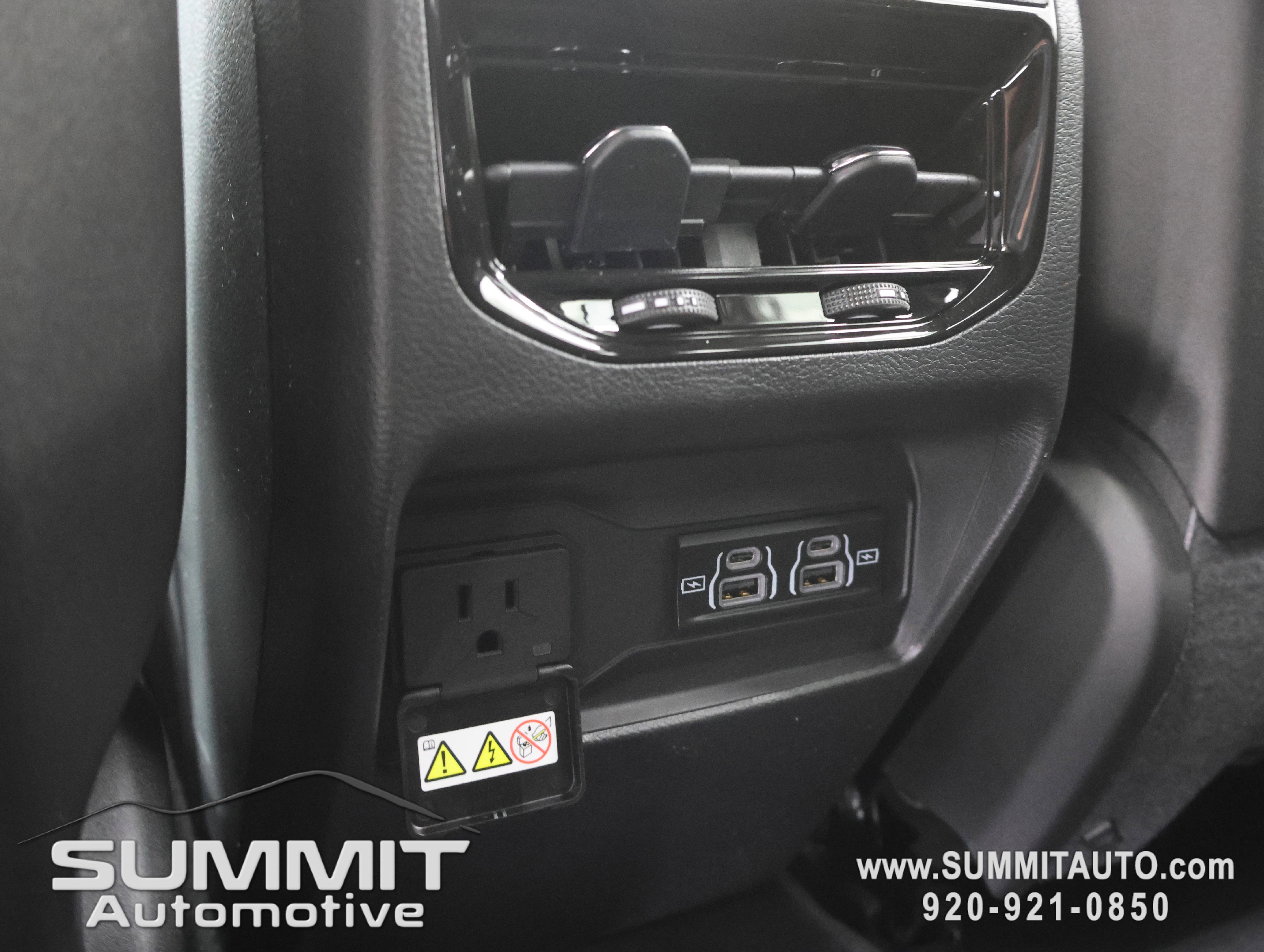 New 2026 Jeep Grand Cherokee Laredo X image 40