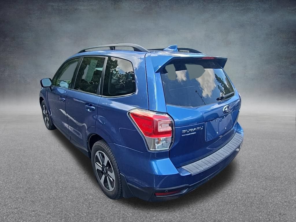 Used 2018 Subaru Forester 2.5i Limited AWD/4WD image 8