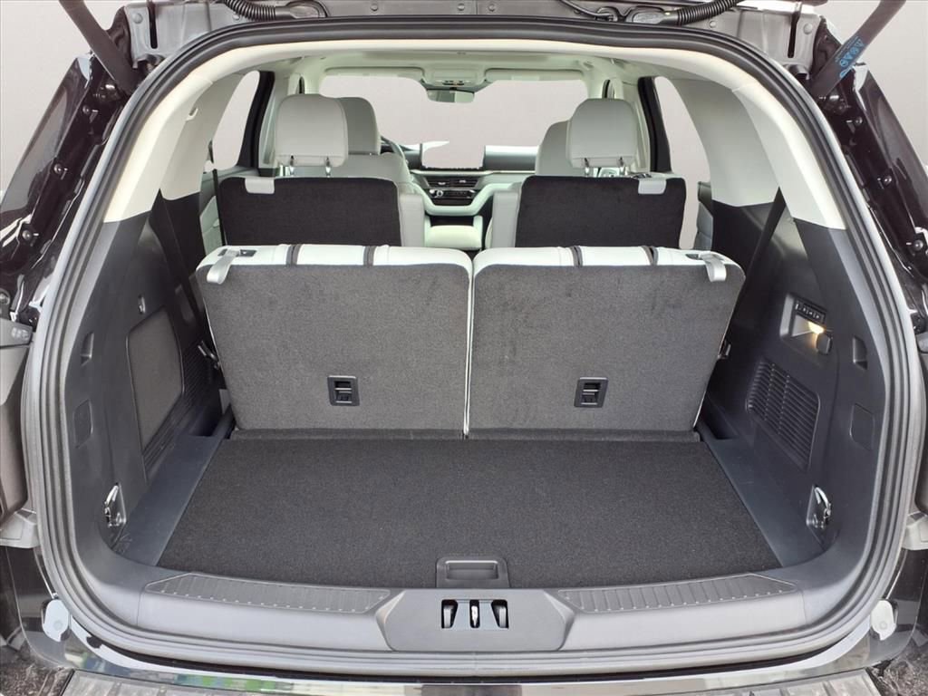 New 2026 Ford Explorer Platinum w/ LUX Leather Package image 23