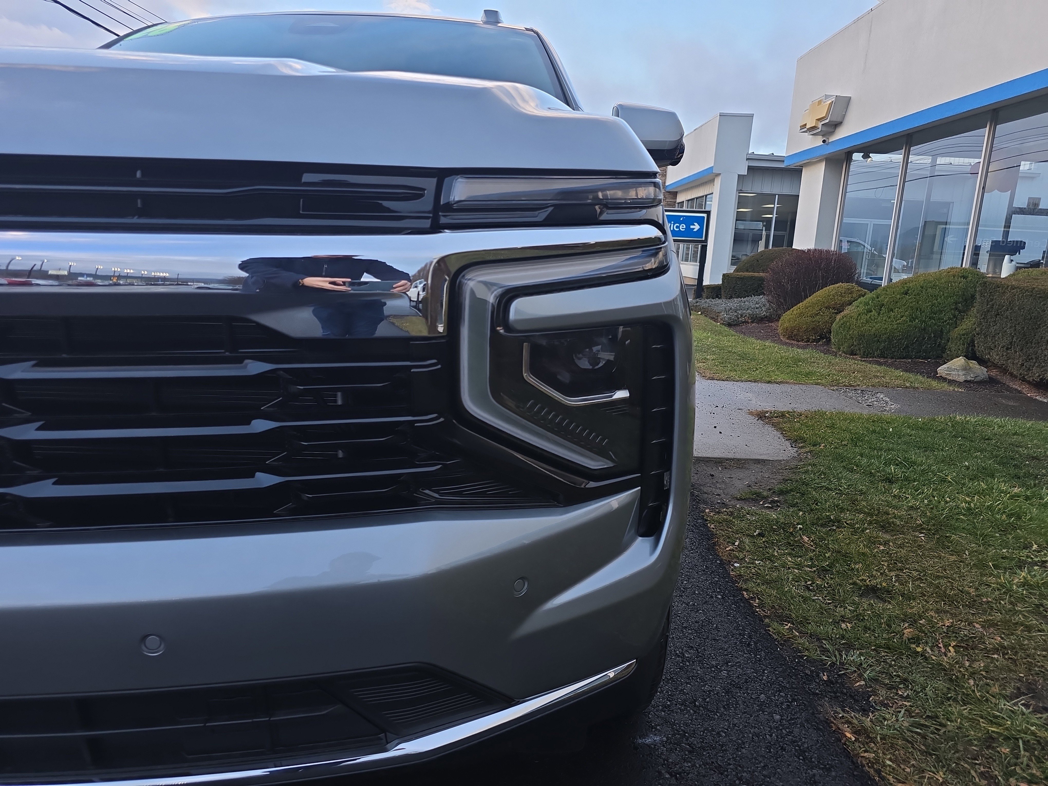 New 2026 Chevrolet Suburban LS image 10