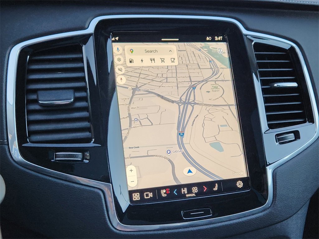 Used 2025 Volvo XC90 T8 Ultra w/ Protection Package Premier image 12