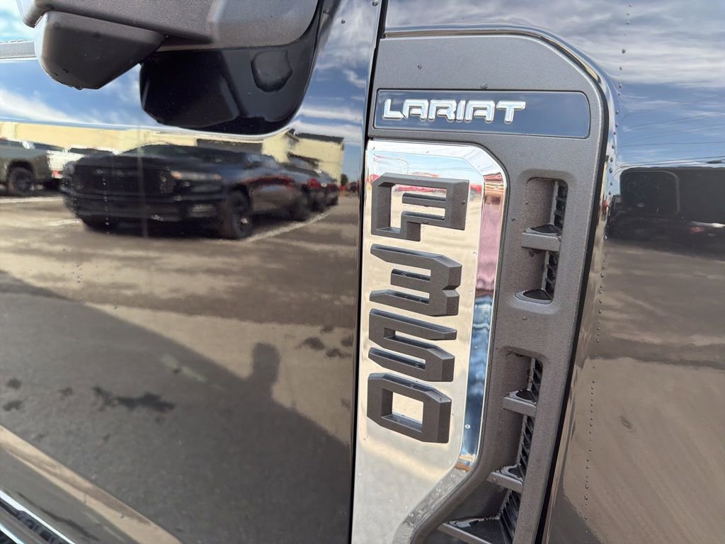 Used 2023 Ford F350 Lariat w/ FX4 Off-Road Package AWD/4WD image 51