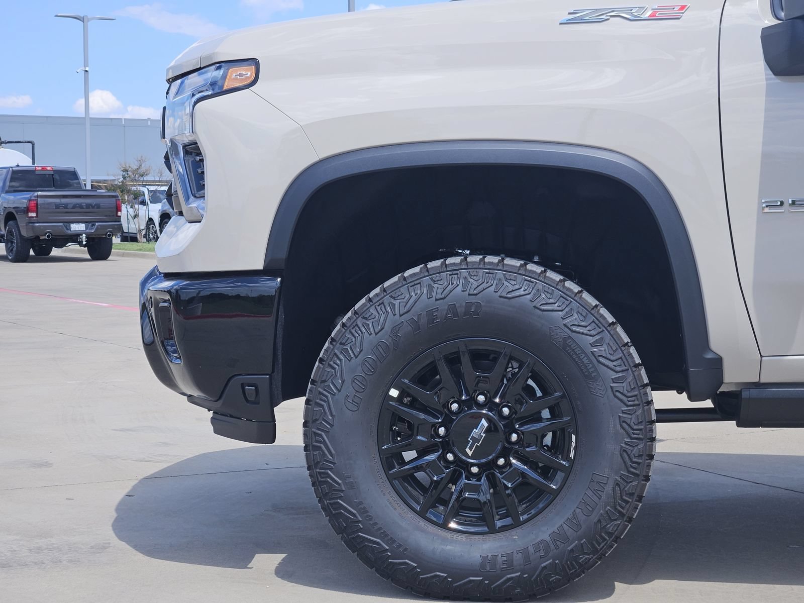 New 2026 Chevrolet Silverado 2500 ZR2 AWD/4WD image 11