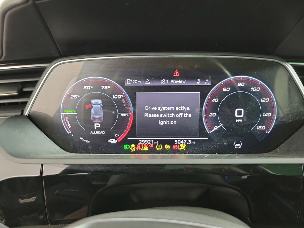 Certified 2023 Audi e-tron S Premium Plus w/ Black Optic Package AWD/4WD image 24