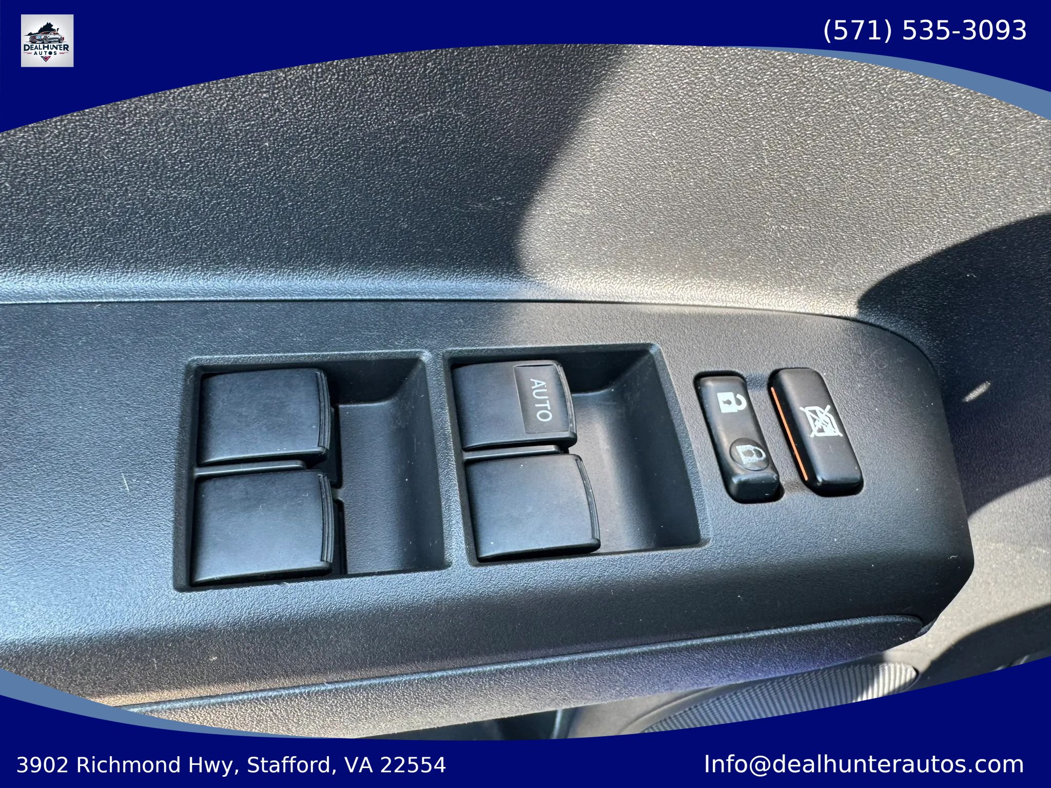 Used 2010 Scion xB FWD image 18