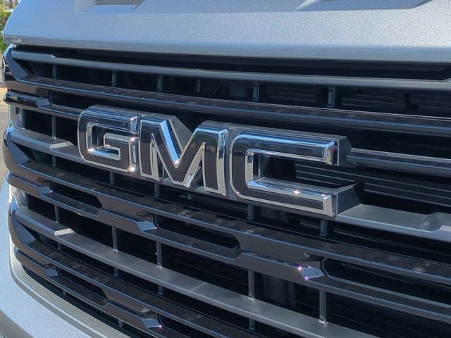 New 2026 GMC Sierra 1500 Elevation w/ LPO, Elevation Black Package AWD/4WD image 33