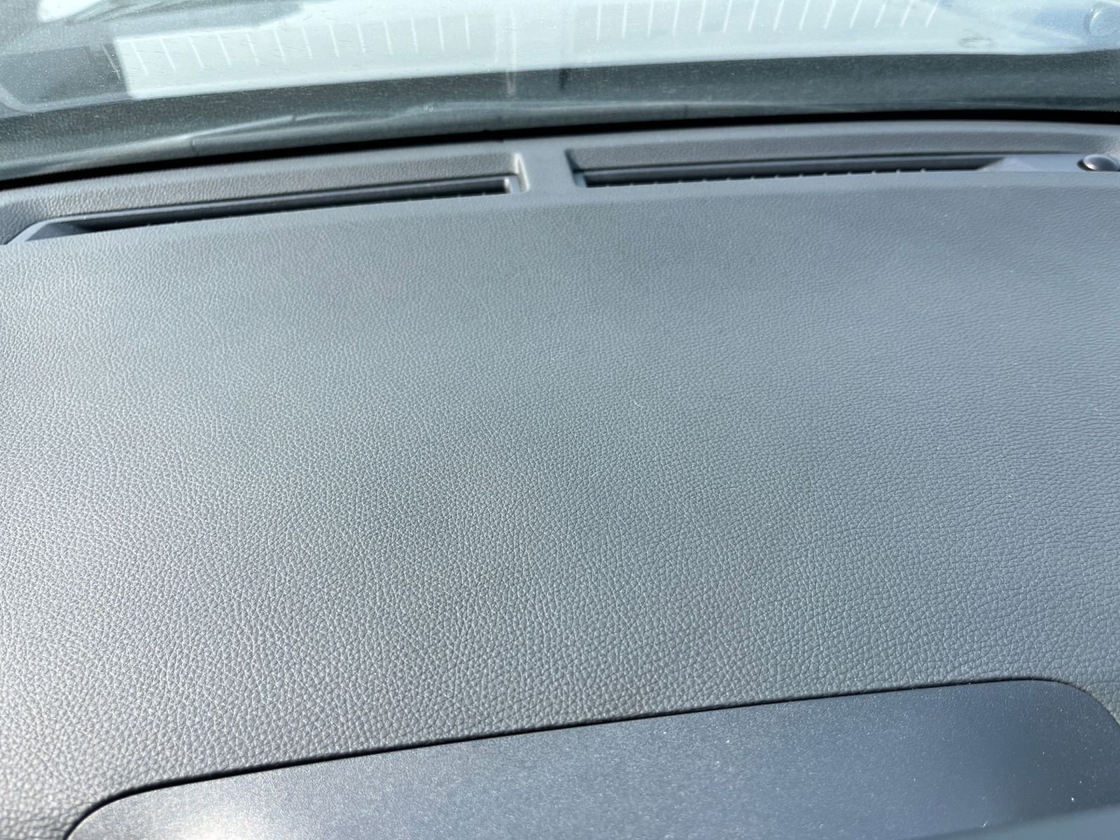 Used 2025 Toyota RAV4 LE image 17