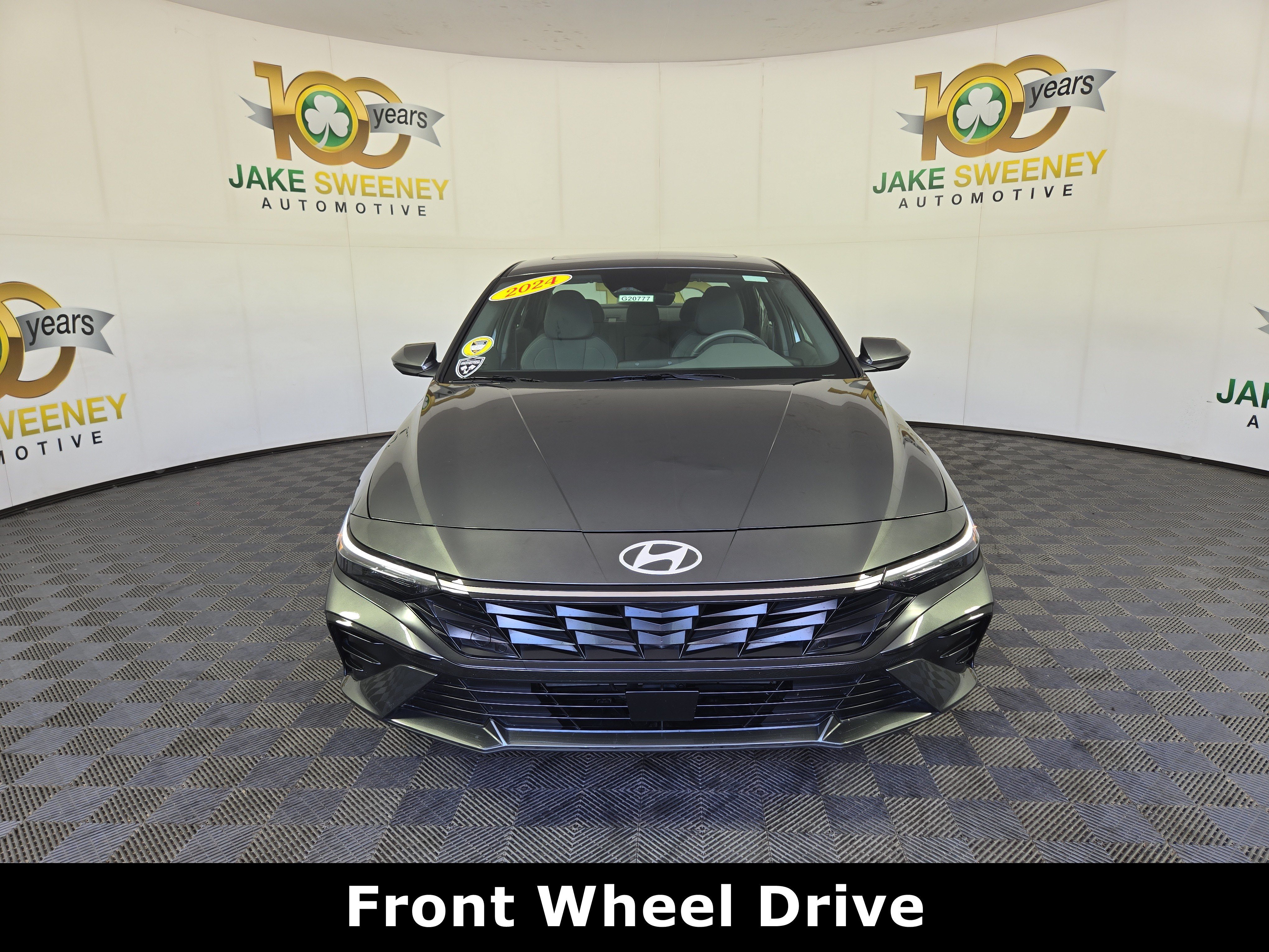 Used 2024 Hyundai Elantra SEL w/ Convenience Package FWD image 2