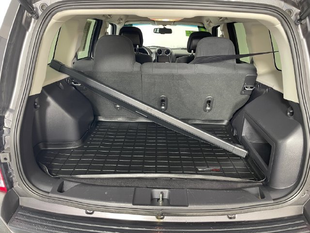 Used 2017 Jeep Patriot Sport w/ Power Value Group AWD/4WD image 16