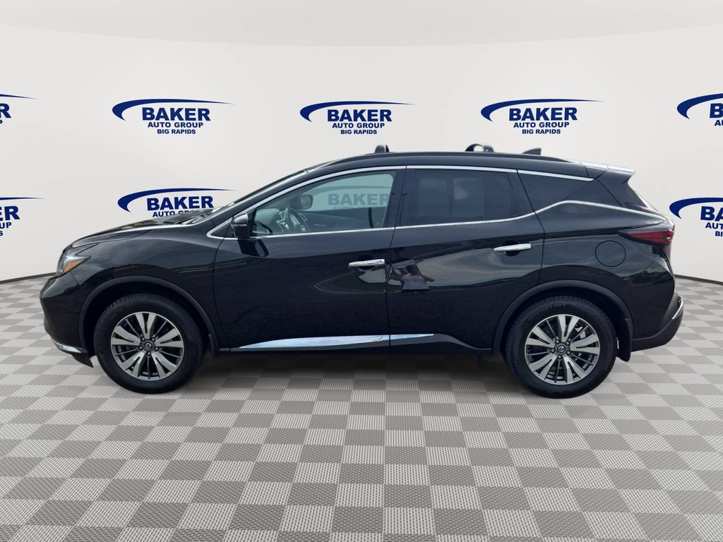 Used 2022 Nissan Murano SV AWD/4WD image 6