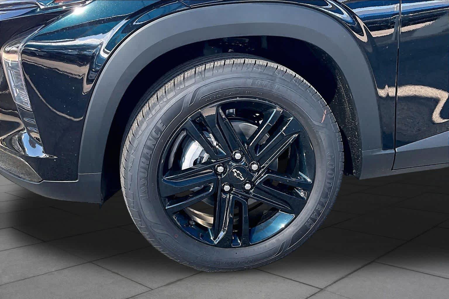 New 2026 Chevrolet Trax ACTIV w/ Driver Confidence Package FWD image 11