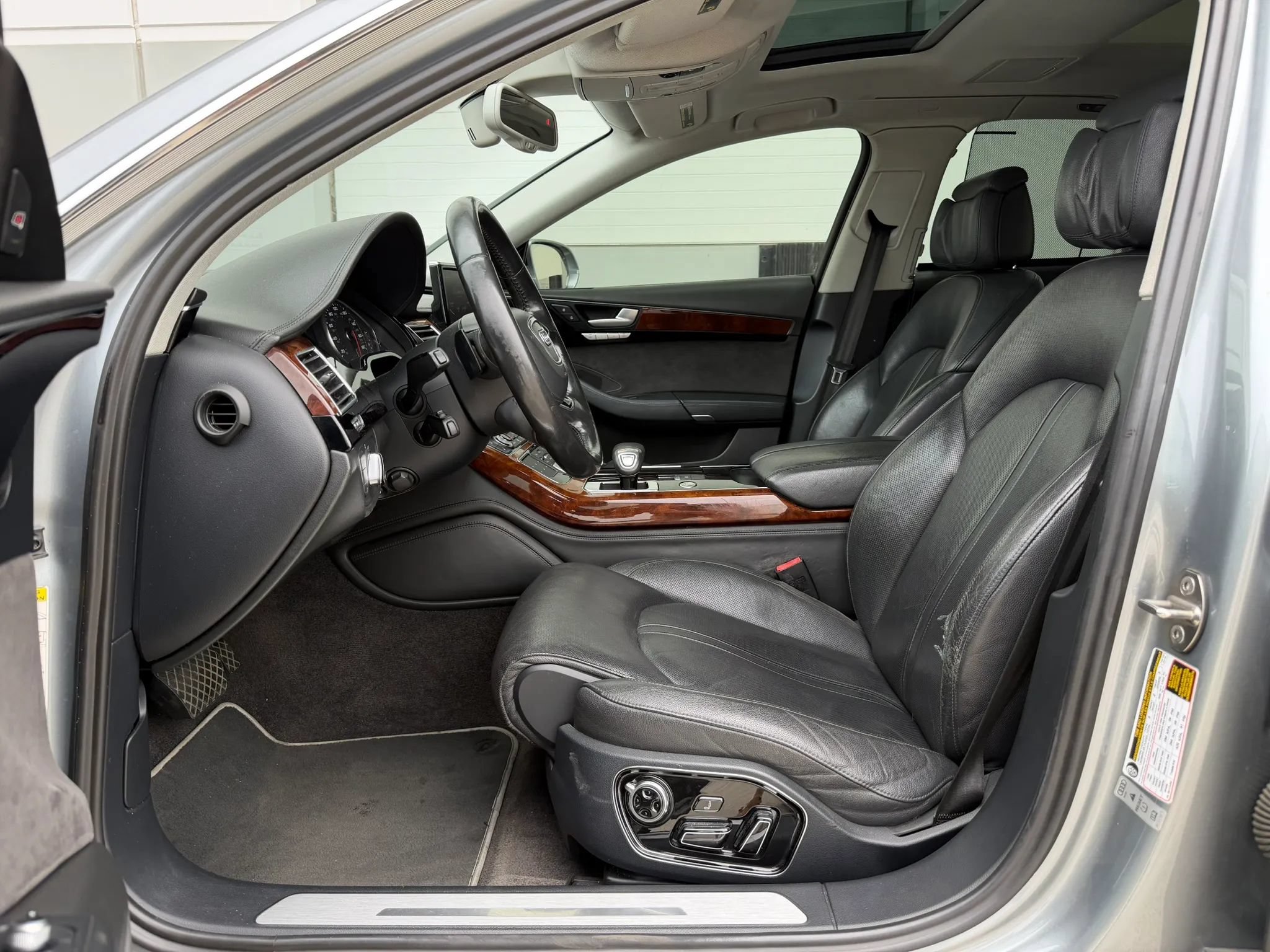 Used 2013 Audi A8 L 3.0T AWD/4WD image 10