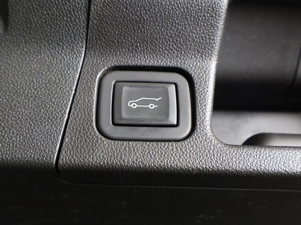 Used 2023 GMC Acadia SLE w/ Driver Convenience Package image 21