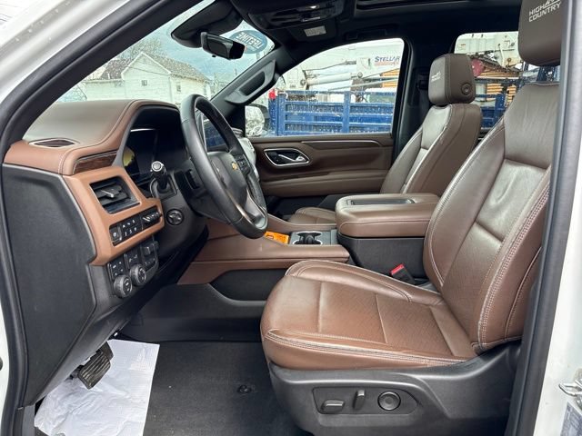 Used 2024 Chevrolet Tahoe High Country AWD/4WD image 13