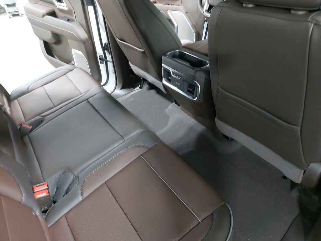 New 2026 GMC Sierra 2500 Denali w/ Denali Reserve Package image 11