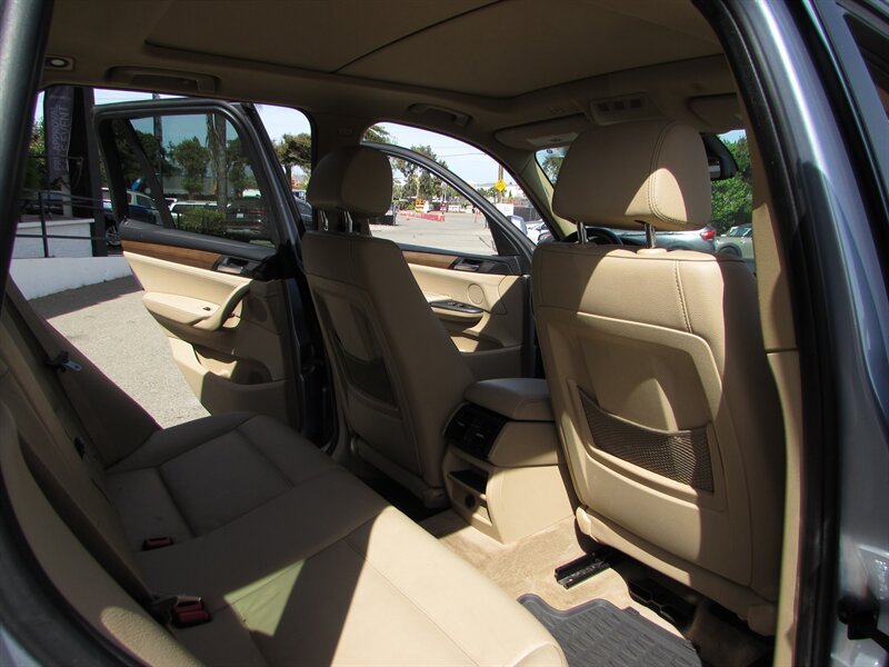 Used 2011 BMW X3 xDrive28i AWD/4WD image 27