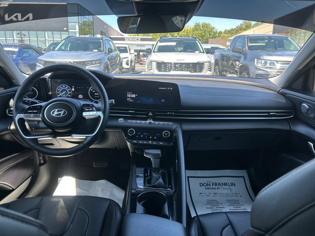 Used 2024 Hyundai Elantra Limited FWD image 15