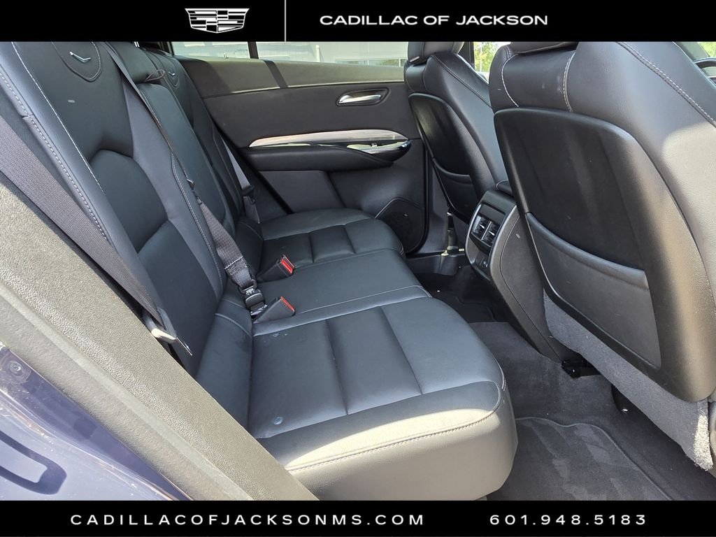 Certified 2025 Cadillac XT4 Premium Luxury AWD/4WD image 24