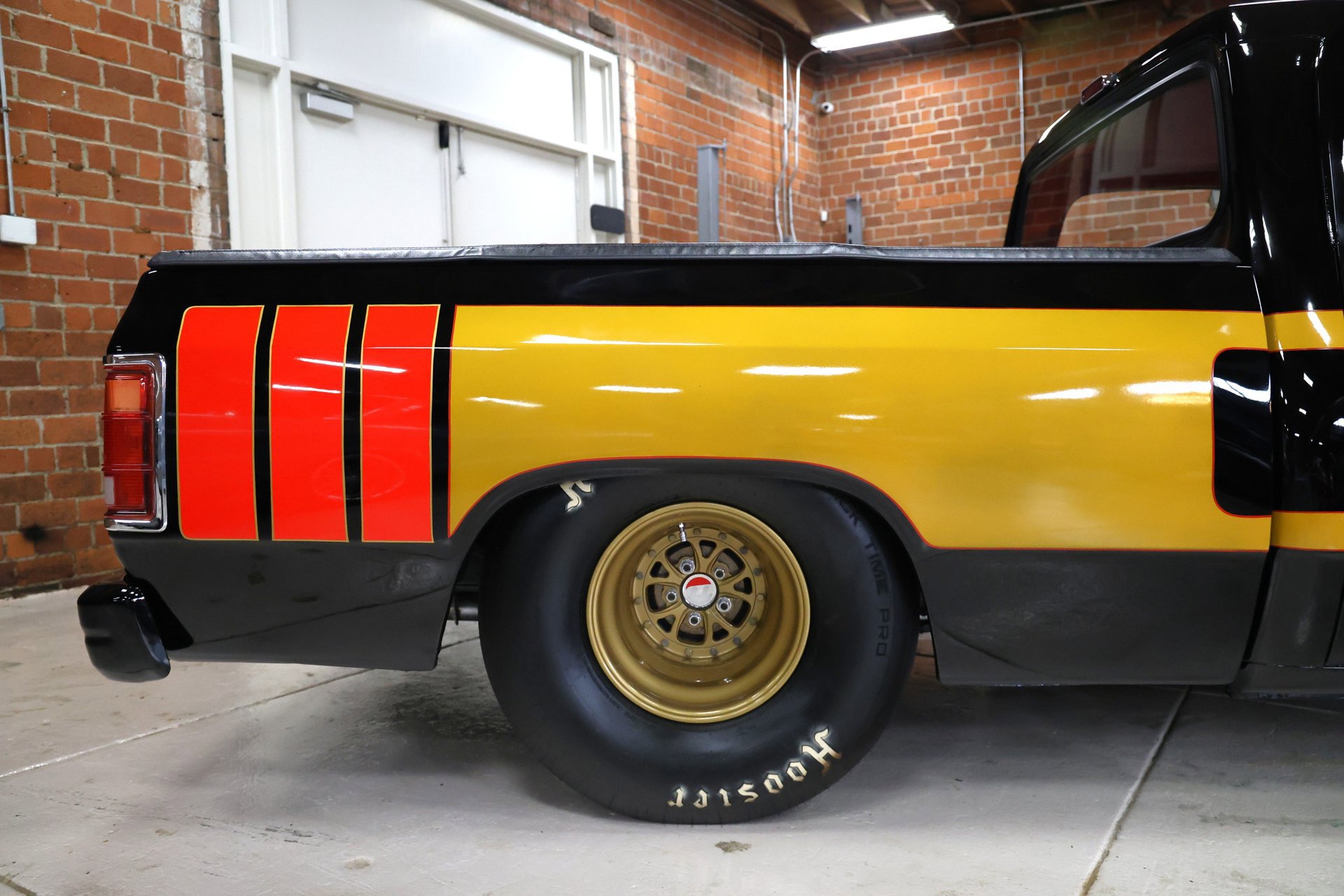 Used 1992 Dodge D/W Truck 150 image 18