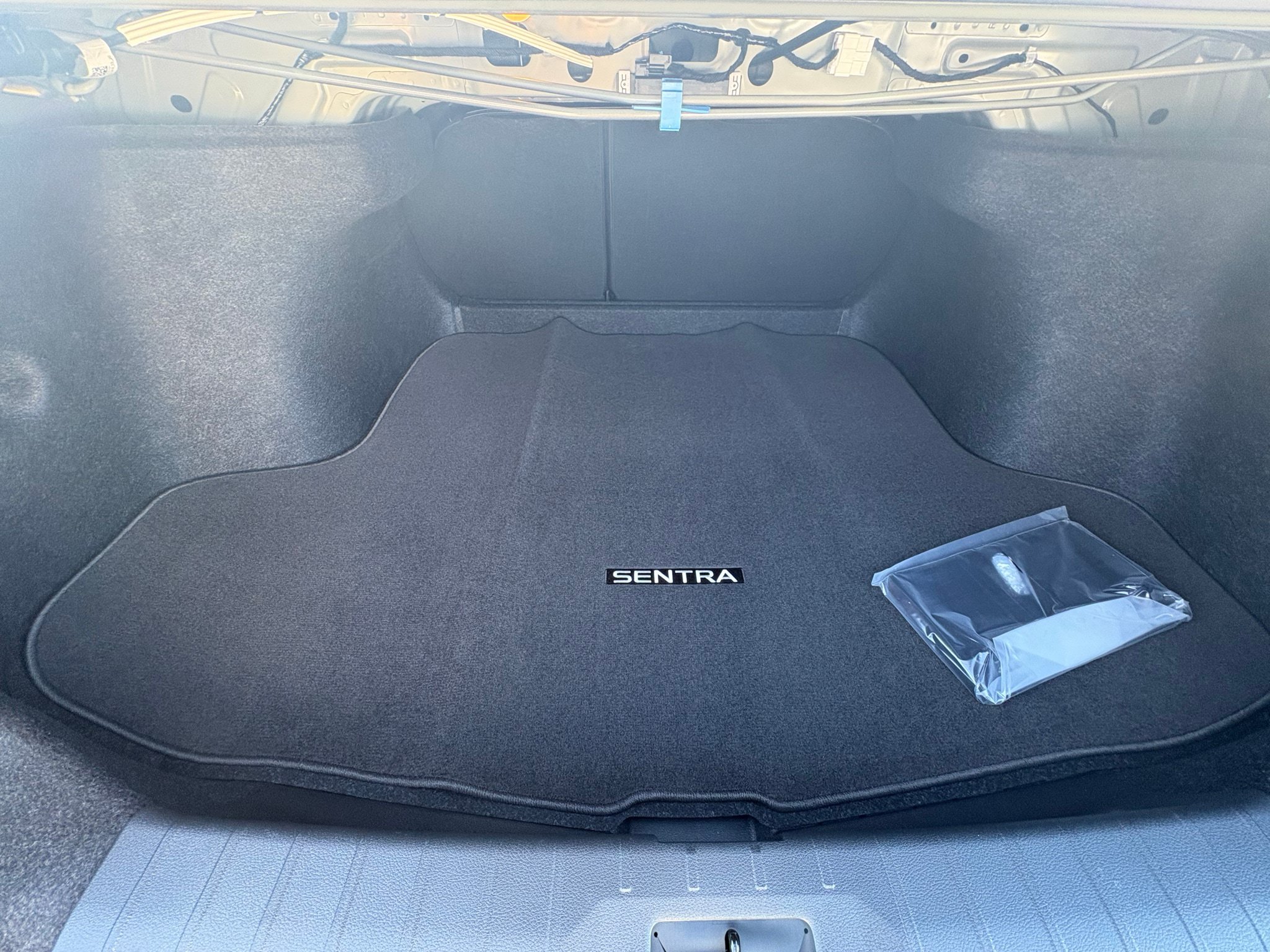 New 2027 Nissan Sentra SV w/ Floor Mat Package FWD image 23