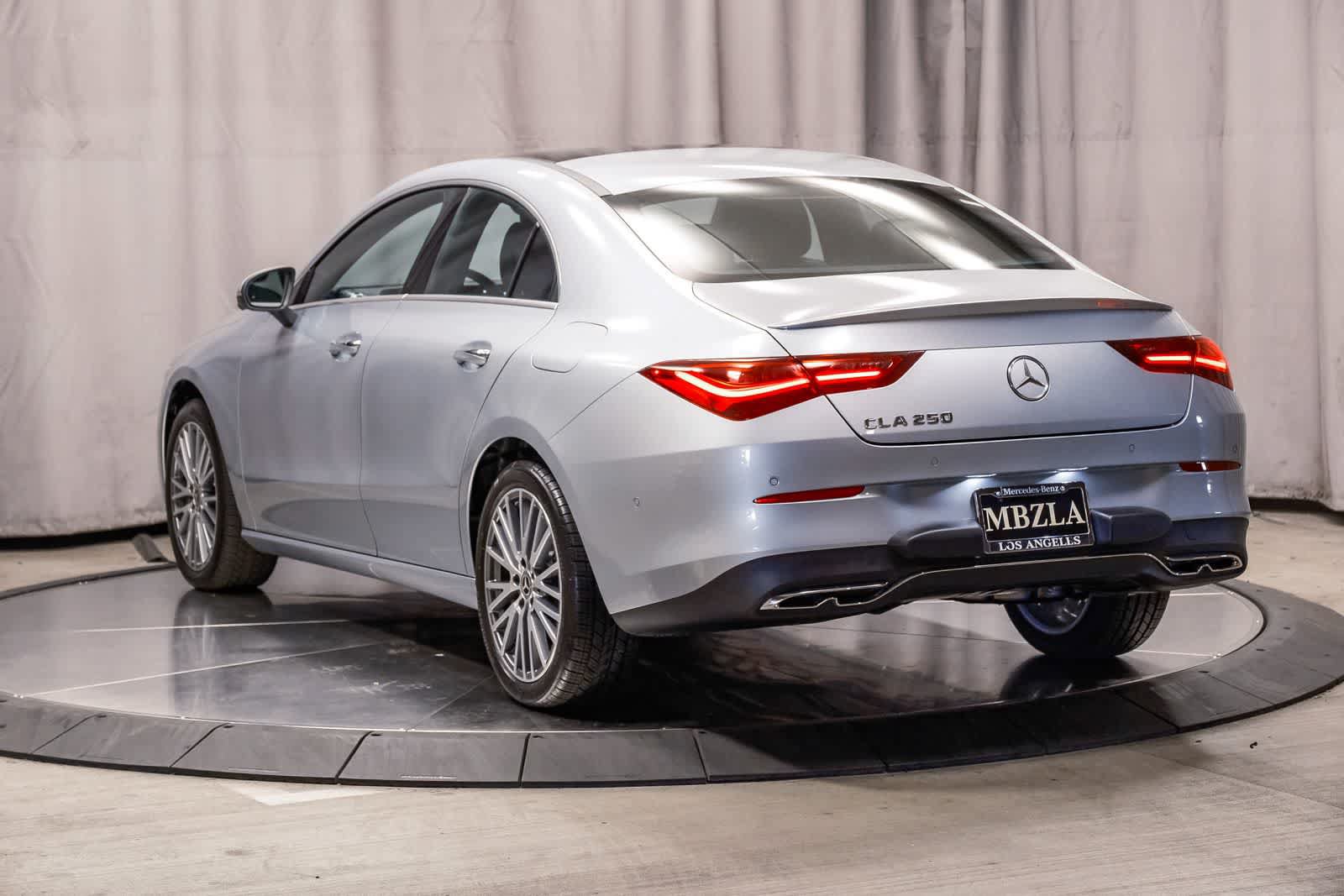 Certified 2025 Mercedes-Benz CLA 250 image 2