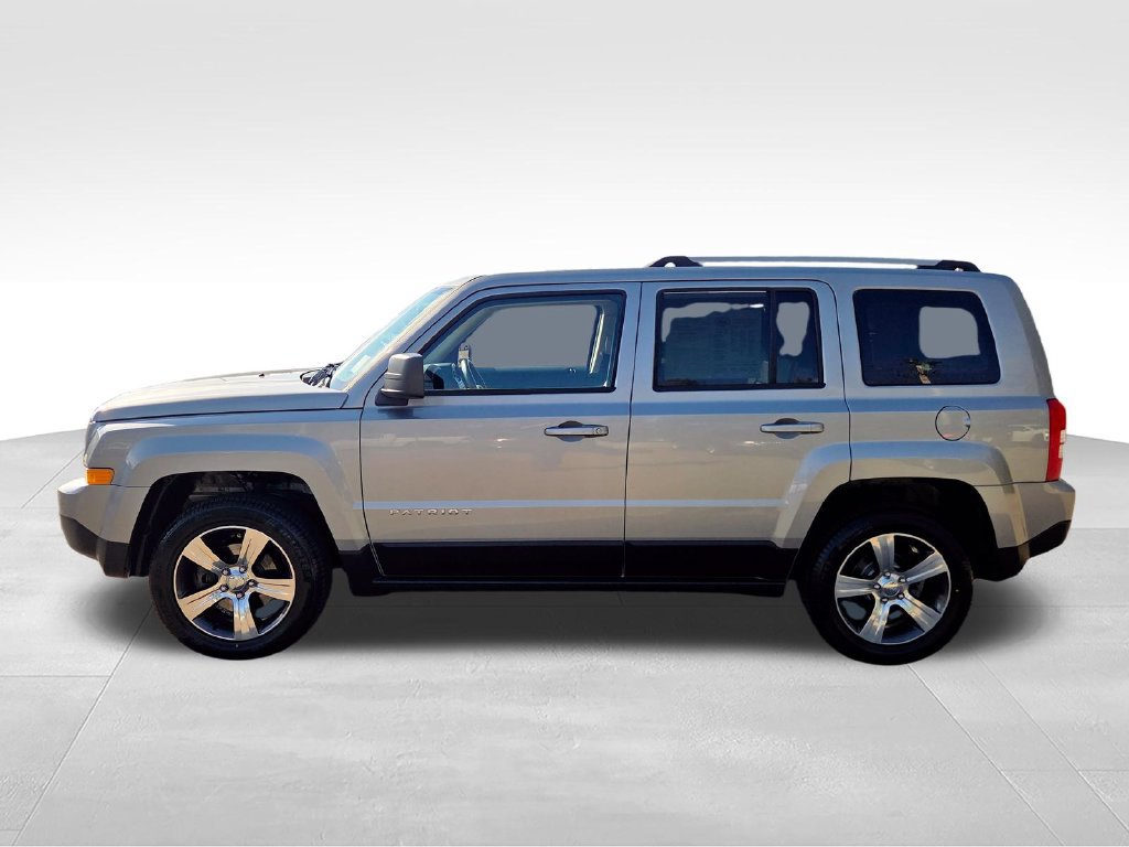 Used 2016 Jeep Patriot High Altitude AWD/4WD image 4