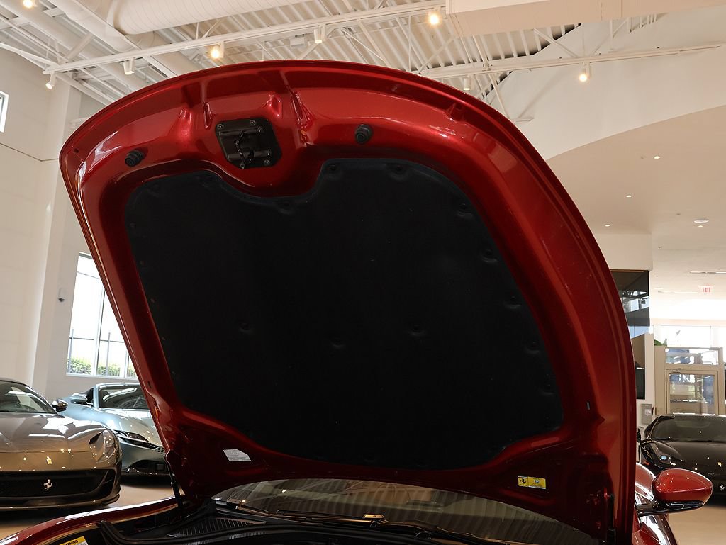 Certified 2022 Ferrari Roma RWD image 81